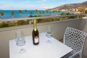 Seaview Apartments